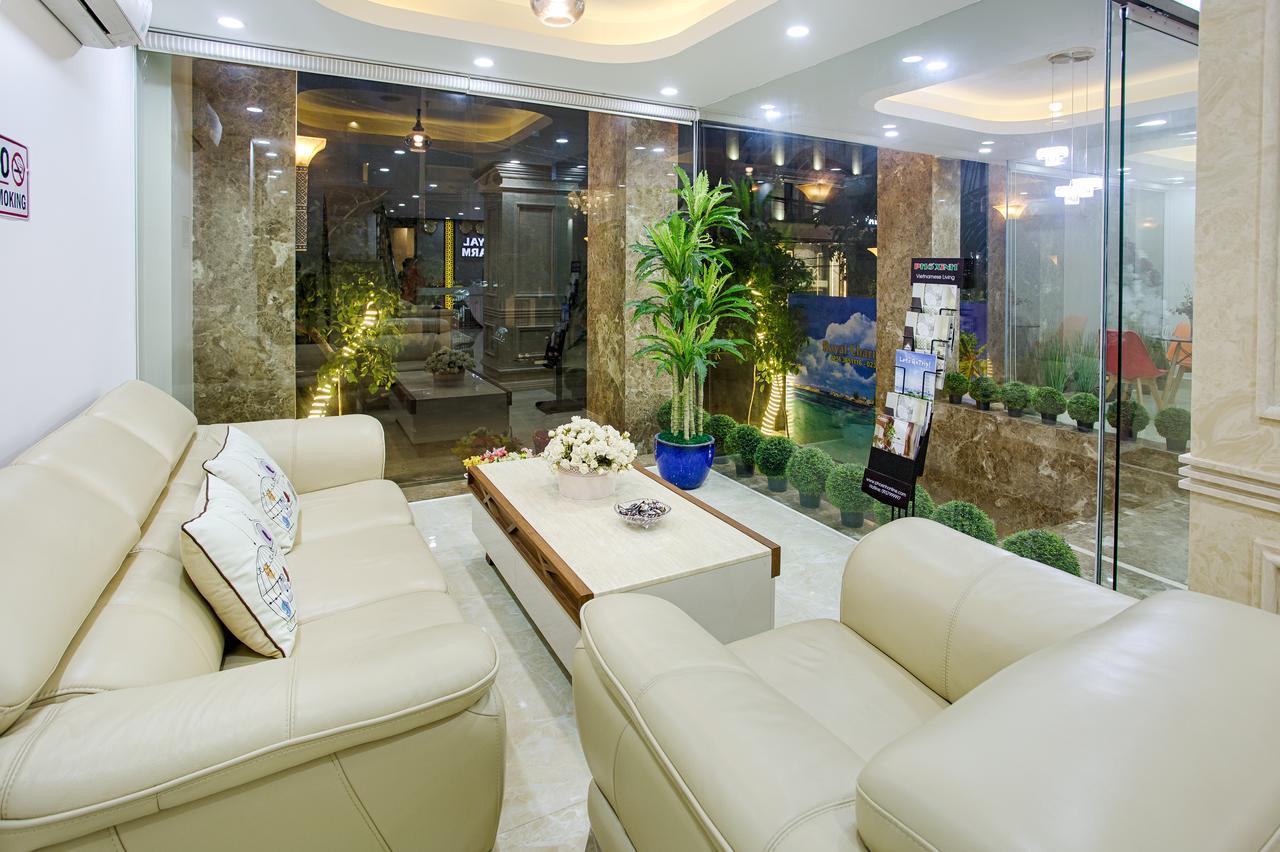 Royal Charm Hotel Da Nang Exteriör bild