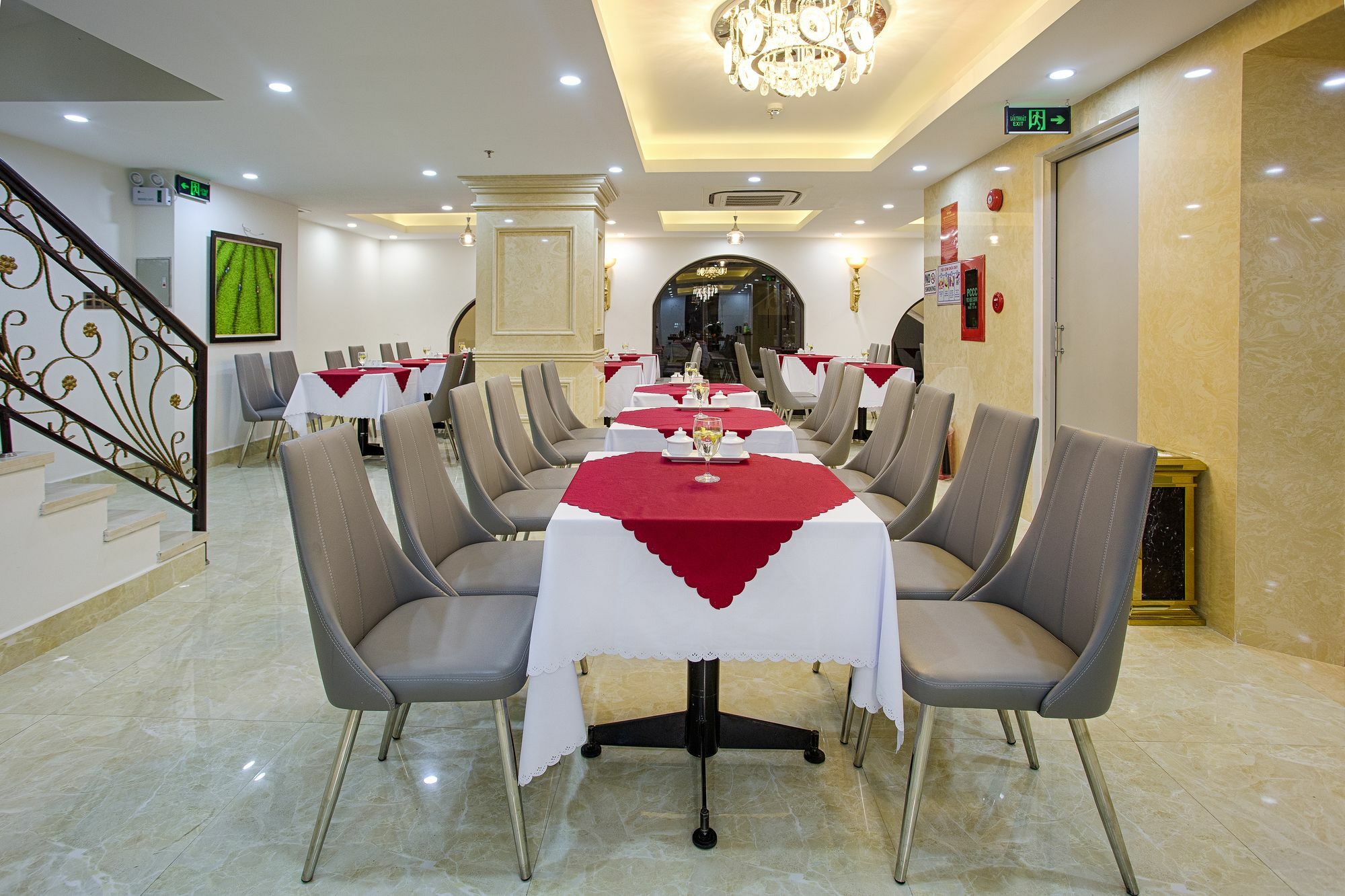 Royal Charm Hotel Da Nang Exteriör bild
